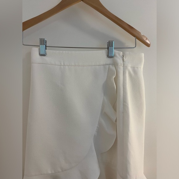 Club Monaco Suzillie Skirt - Picture 4 of 5